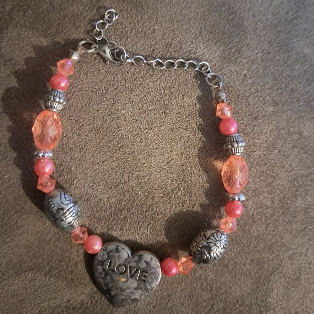 Cute Love beaded bracelet